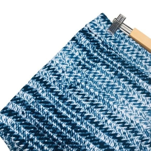 J CREW Abstract Print Shorts Size 8 - Picture 3 of 8